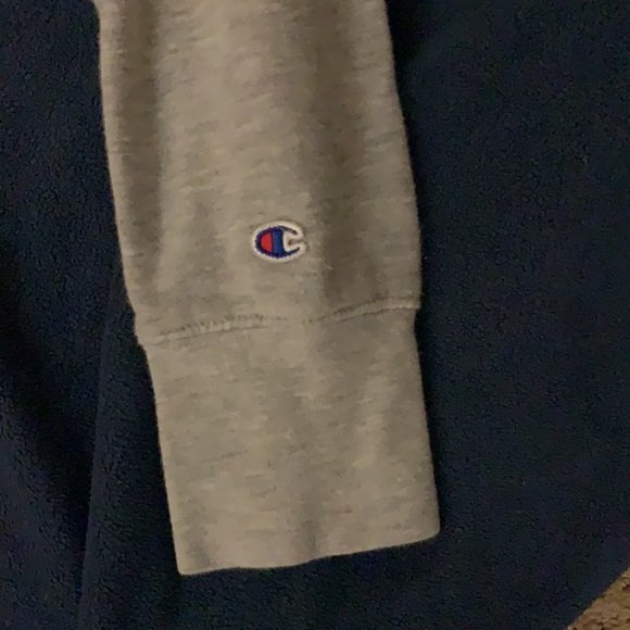 grey champion hoodie - Picture 3 of 3